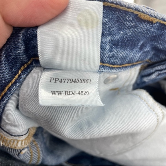 EVERLANE The Cheeky Jean Crop Distressed Button Fly Size 26 knee holes - Picture 8 of 8